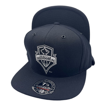Seattle Sounders FC Mitchell & Ness All Black With White Team Logo Fitted Hat