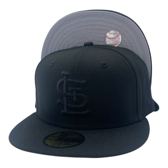 St. Louis Cardinals New Era Black On Black 59FIFTY Fitted Hat
