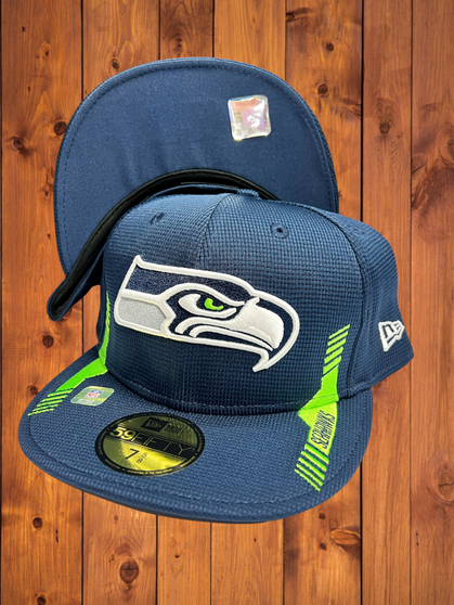 Seattle Seahawks New Era All Navy 2021 NFL Sideline Home 59FIFTY Fitted Hat