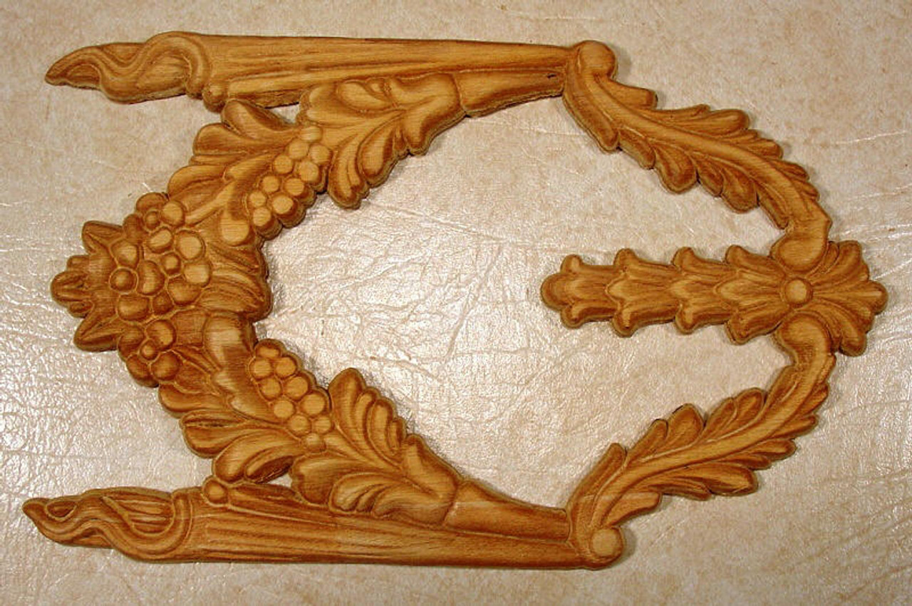 EMBOSSED WOOD APPLIQUE / ONLAY # 513 7 1/8 X 11 5/8