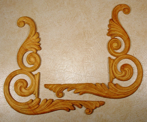 EMBOSSED WOOD APPLIQUE / ONLAY # 062 PAIR 11 1/2 X 11 1/2 EACH