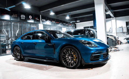 Carbon Fiber Side Skirts Ver.1 for Porsche Panamera 971 / Turbo / GTS 2017-ON Carbon Fiber Side Skirts Ver.1 for Porsche Panamera 971 / Turbo / GTS 2017-ON