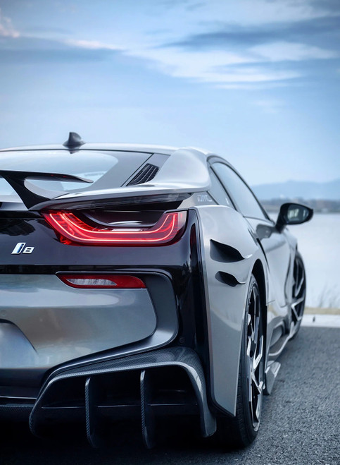 2014-2018 BMW i8 BZK Carbon Fiber Rear Diffuser