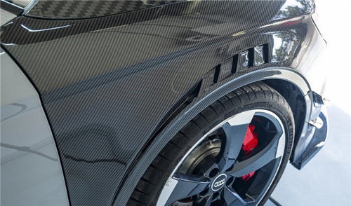 Carbon Dry Carbon Fiber Front Fenders for Audi 8V A3 & A3 S Line & S3 & RS3 2017-2020 Sedan