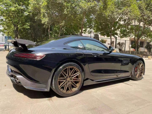 Mercedes benz AMG GT GTS C190 Ver.1 Carbon Fiber Side Skirts 2015-2021 Mercedes benz AMG GT GTS C190 Ver.1 Carbon Fiber Side Skirts 2015-2021
