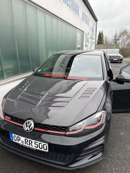 Carbon Dry Carbon Fiber  Hood Bonnet for Volkswagen Golf & GTI & Golf R MK7.5 MK7 Carbon Dry Carbon Fiber  Hood Bonnet for Volkswagen Golf & GTI & Golf R MK7.5 MK7