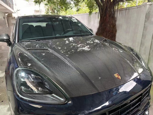 Double-sided Pre-preg Carbon Hood for Porsche Cayenne / GTS / Turbo 9Y0 9Y3
