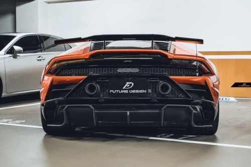 Carbon Fiber REAR DIFFUSER for Lamborghini Huracan EVO Carbon Fiber REAR DIFFUSER for Lamborghini Huracan EVO