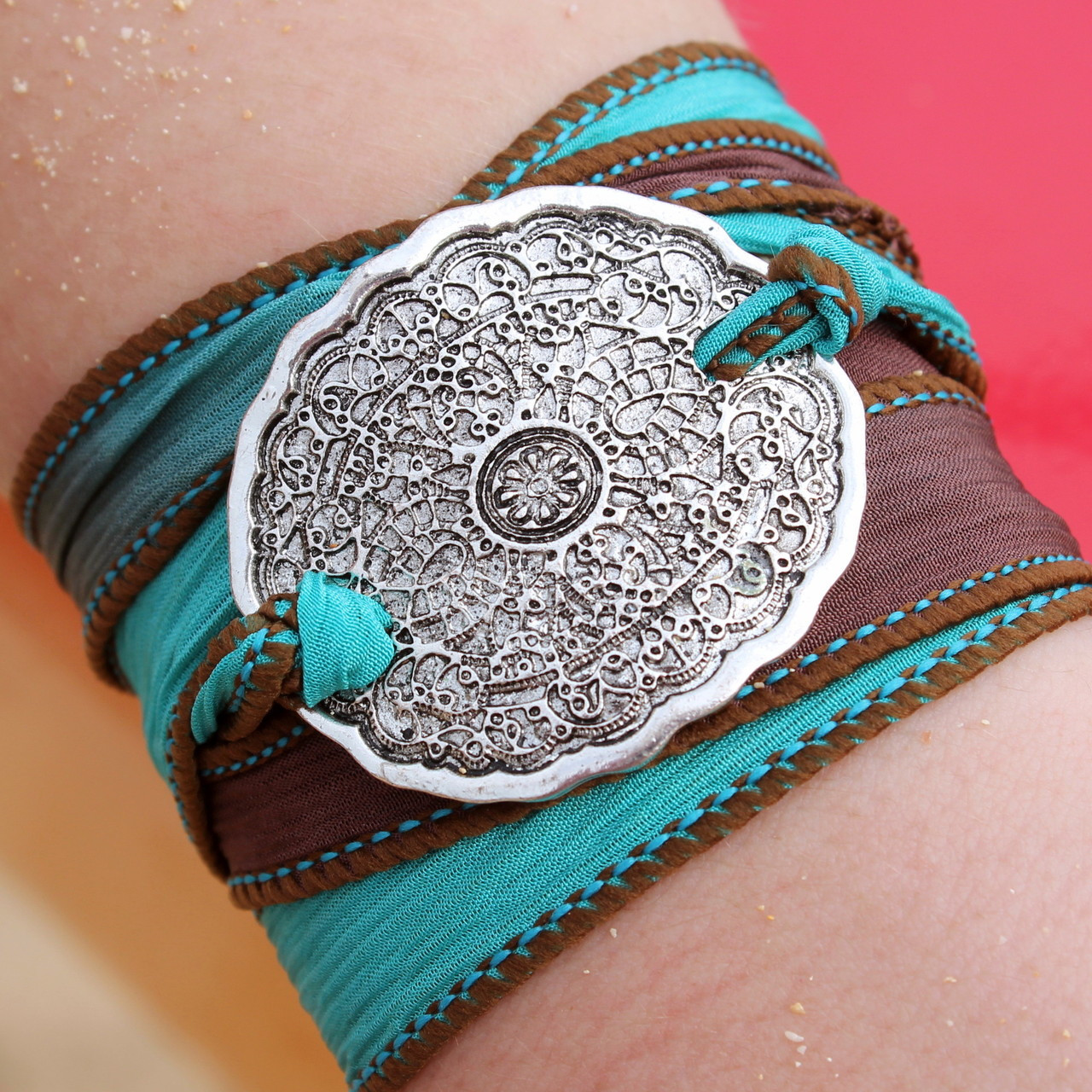 Bracelet type henna - Ummi's mehndi