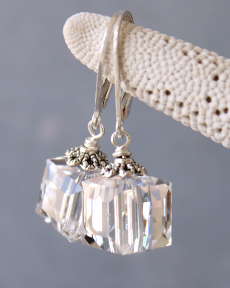 ICE EARRING