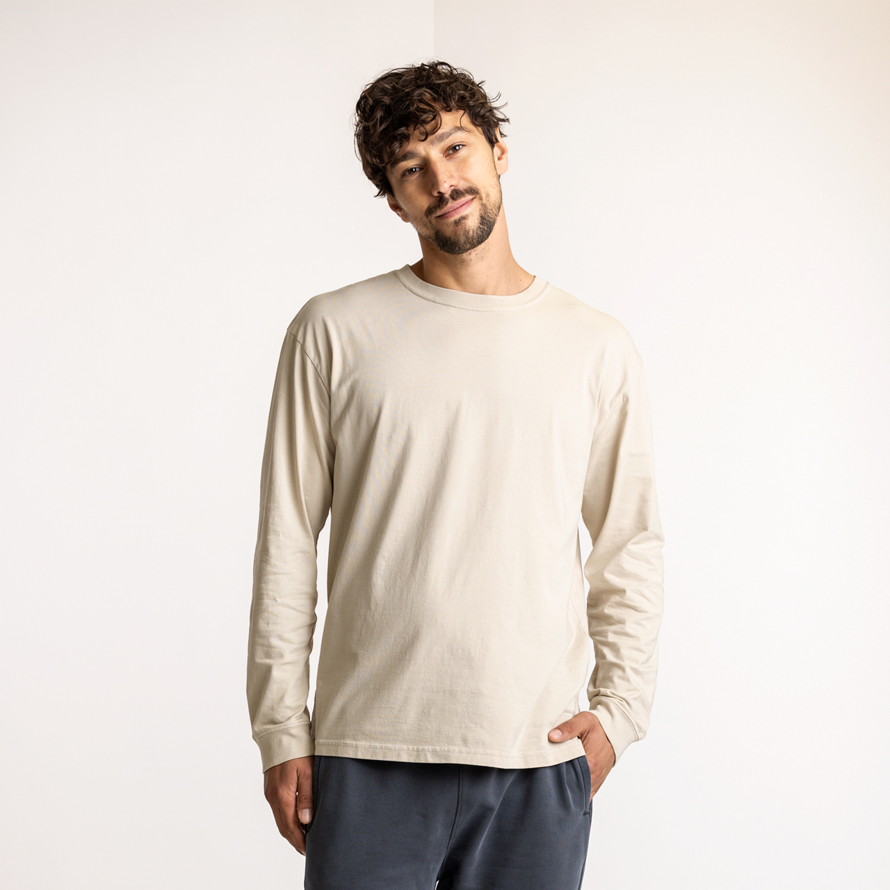 Classic_Longsleeve_Tee_Pearl_1 