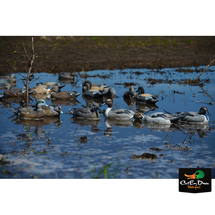 Avery Outdoors Pro Grade Duck Decoys - Thumbnail 2