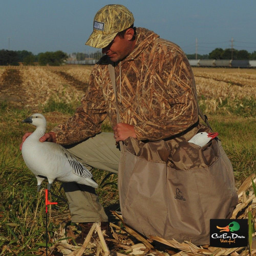 AVERY OUTDOORS 6-SLOT MID-SIZE FULL BODY GOOSE BAG - FIELD KHAKI