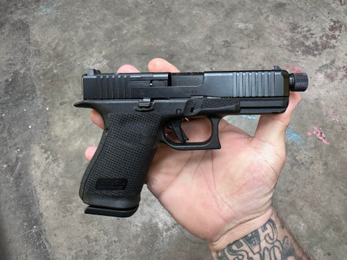 GEN 6 G19 W EXTRA THREADED BARREL - 1 IN 44 CHANCE