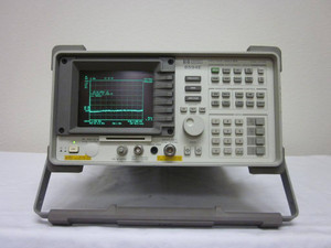 HP / Agilent 8594E 2.9 GHz Portable Spectrum Analyzer - Opts 004,041,101,130