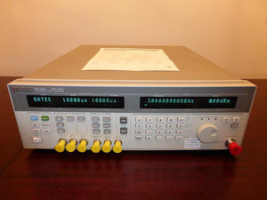 HP / Agilent 83732A 10MHz - 20GHz Synthesized Signal Generator - CALIBRATED!