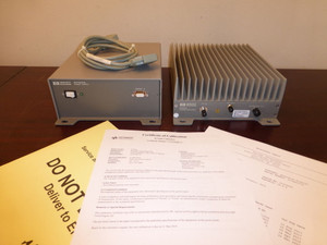Agilent 83020A & 87422A Microwave System Amplifier w/ Power Supply 2GHz - 26GHz