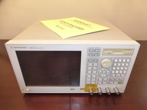 Agilent E5071B 300kHz - 8.5GHz Network Analyzer with Opts 010-016-413-UNQ CAL'D