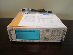 Agilent E4436B 250kHz - 3GHz ESG-DP Digital RF Signal Generator - CALIBRATED!