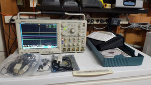 Tektronix DPO4104 4 Ch, 5 GS/s Oscilloscope w/ Probes/Accy's & ALL OPTS - CAL'D!