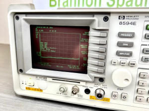 HP Agilent 8594E 2.9 GHz Portable Spectrum Analyzer w/ Opts 004/041/101/130/140