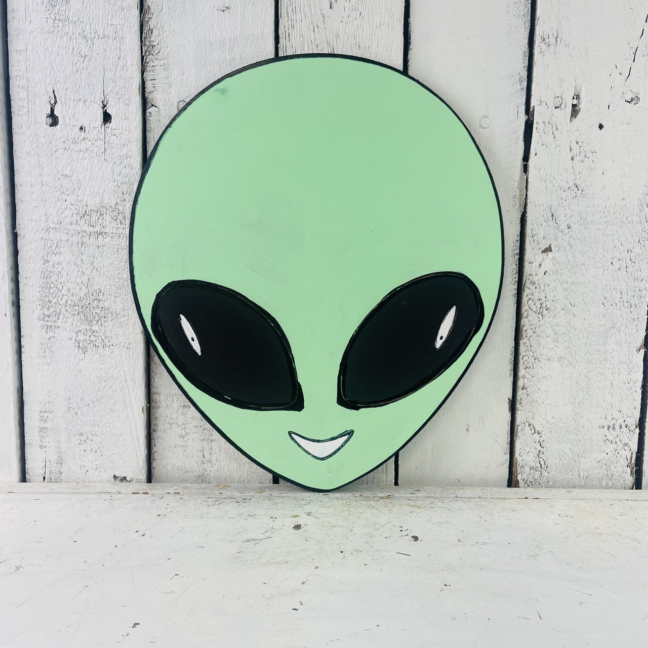 Smiling Alien Head, Kids Shape Unfinished Wood Cutout, Paint