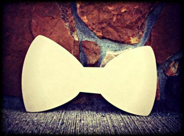 New York Bowtie Unfinished Cutout