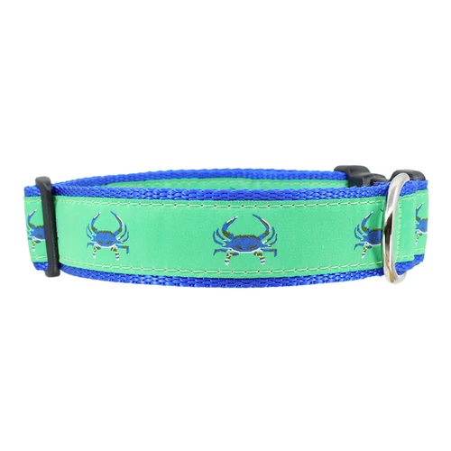 Crabs (Blue on Green)