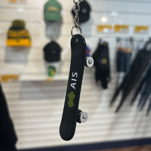 Skateboard Keyring