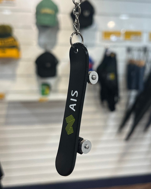 Skateboard Keyring