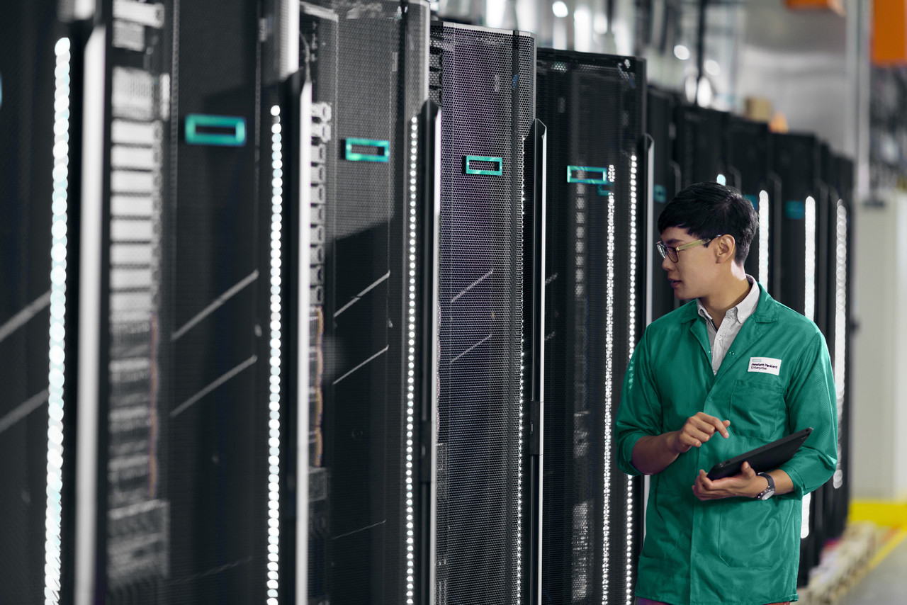 HPE P36415-B21 rack accessory for server racks, compatible with ProLiant DL360p Gen8 servers