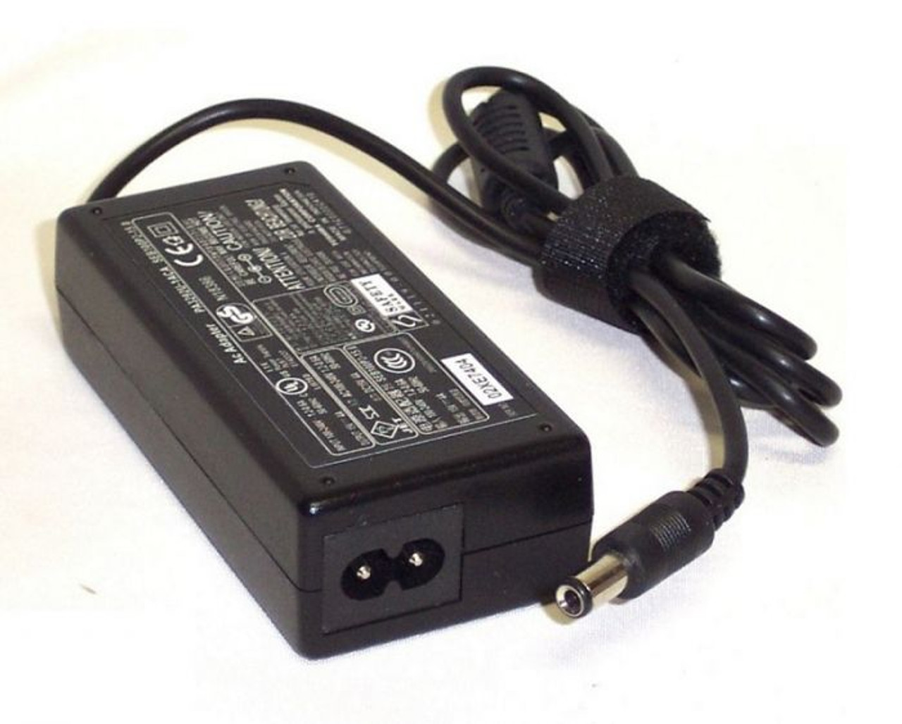DELL 0D069P 45W 15V 3A AC Adapter for Laptop Chargers