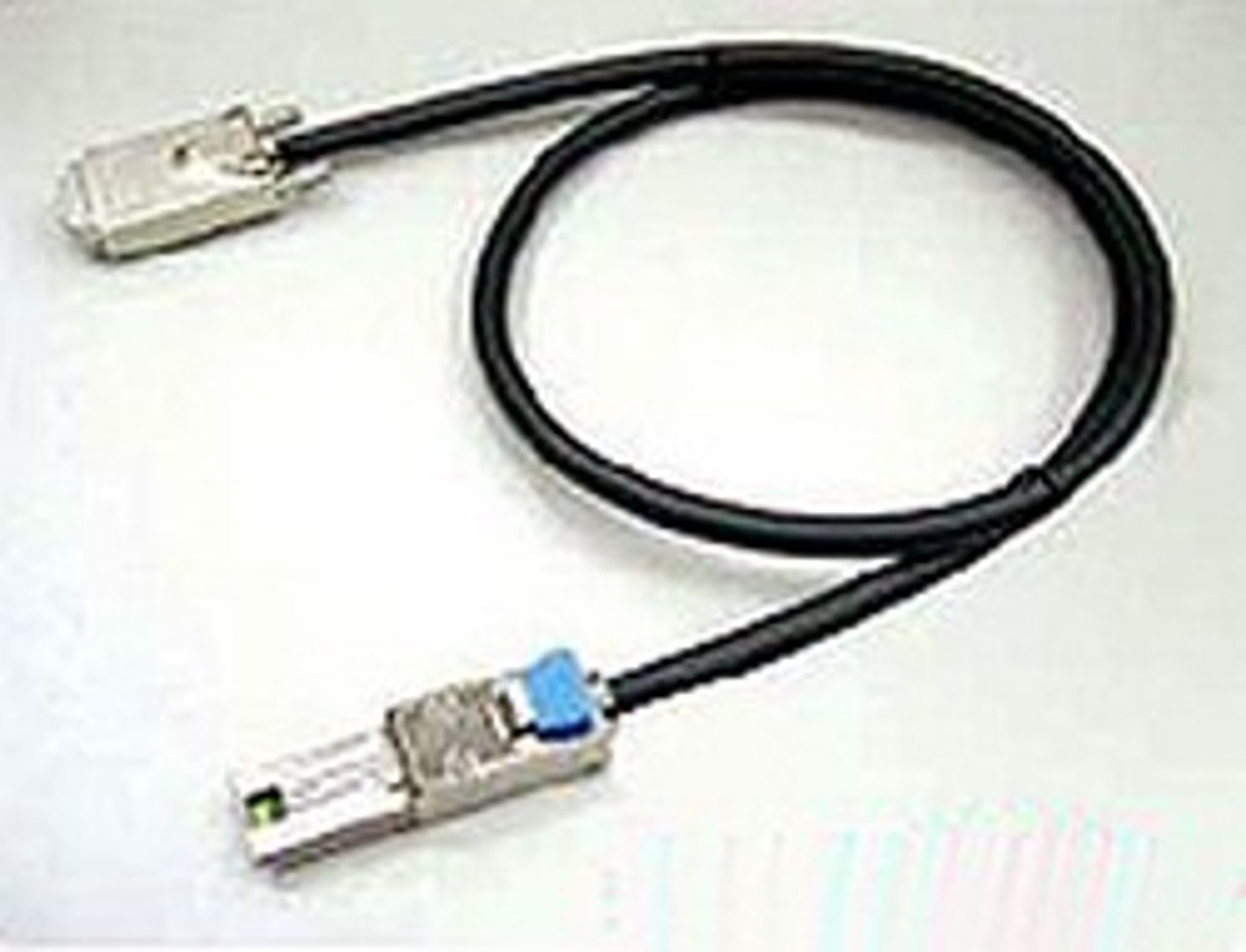 Quantum SAS Cable 118.1 Black for ProLiant DL360p Gen8 Servers