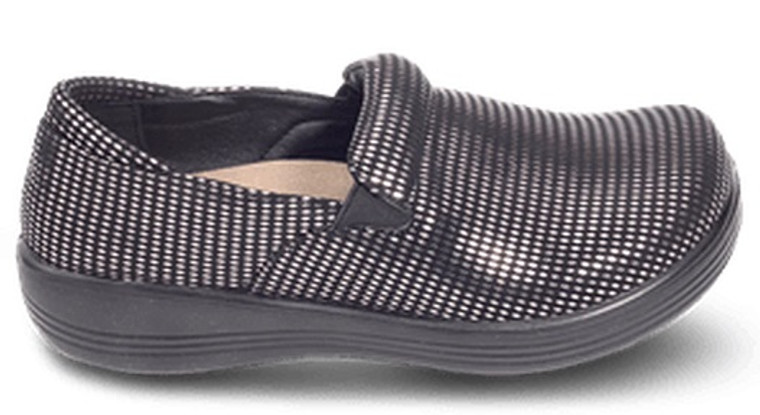 Savvy Daisy Nursing Shoe - Black Silver