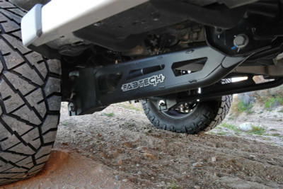 Fabtech 23-24 Ford Super Duty Diesel 4in Radius Arm Component Box - FTS22374 Photo - Primary