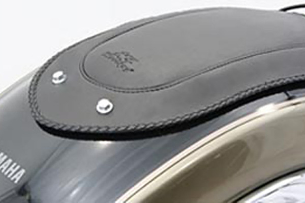 Mustang 06-10 and 12-15 Yamaha Roadliner, 06-15 Stratoliner Fender Bib - Black - 78119