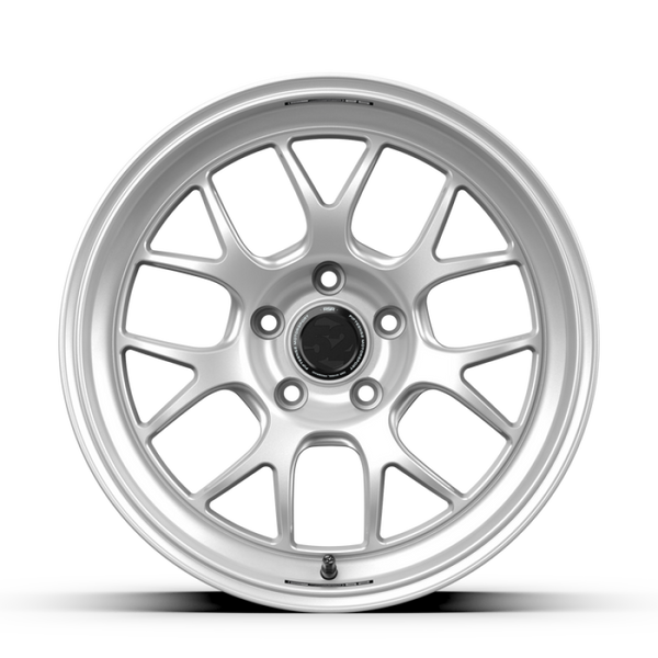 fifteen52 Apex RSR 18x10.5 5x120 25mm ET 72.56mm Center Bore Radiant Silver - RSARS-80552+25