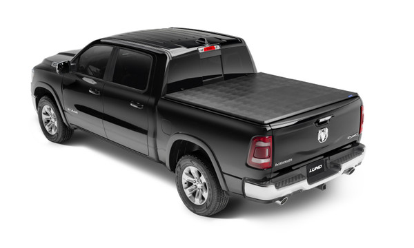 Lund 02-17 Dodge Ram 1500 (6.5ft. BedExcl. Beds w/Rambox) Genesis Tri-Fold Tonneau Cover - Black - 95064