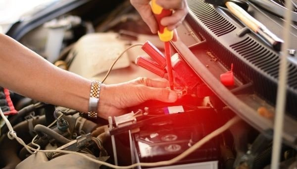 Electrical Problems After Replacing a Car Battery: 5 Troubleshooting Problems