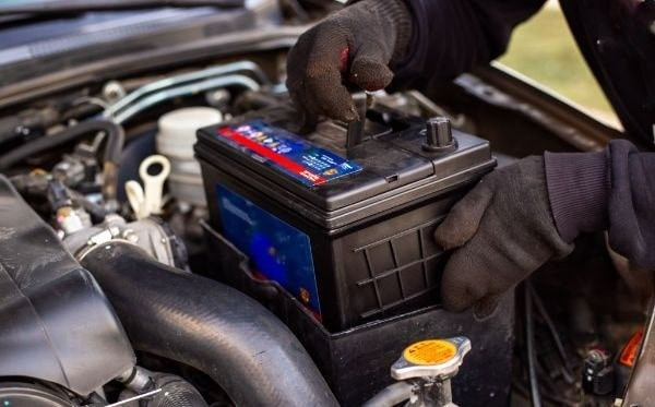 How to Change My Car Battery Myself - A Basic Do-It-Yourself Guide in 9 Steps