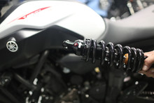 Progressive 465 Series Monoshock Black Hd - 465-1193B