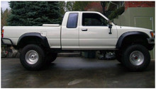 Bushwacker 89-95 Toyota Cutout Style Flares 2pc - Black - 31020-11