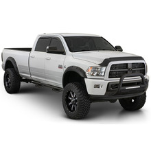 Bushwacker 14-18 Chevy Silverado 1500 Fleetside Max Pocket Style Flares 4pc 78.8/97.8in Bed - Black - 40978-02