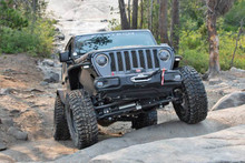 Fabtech 18-21 Jeep JL 4WD Dirt Logic 2.0 Steering Stabilizer Kit (High Clearance/Non-Stock Height) - FTS24282