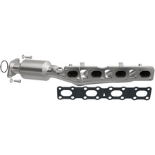 MagnaFlow Conv DF Infiniti/Nissan Trucks 8 5.6L D/S Manifold  (49 State) - 50380
