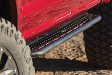 Go Rhino 19-20 Chevy 1500 Dominator Extreme D6 SideSteps Complete Kit w/SideStep + Brkts - D64049T