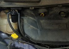 J&L 13-18 Ford Escape 2.0 EcoBoost 2.0 Oil Separator 3.0 Passenger Side - Black Anodized - 3038P-B