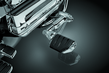 Kuryakyn Ergo III Adjustable Mount With Trident Dually ISO Pegs Chrome - 4081
