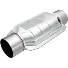 MagnaFlow Conv Univ 3 W/Single O2 Boss - 94139