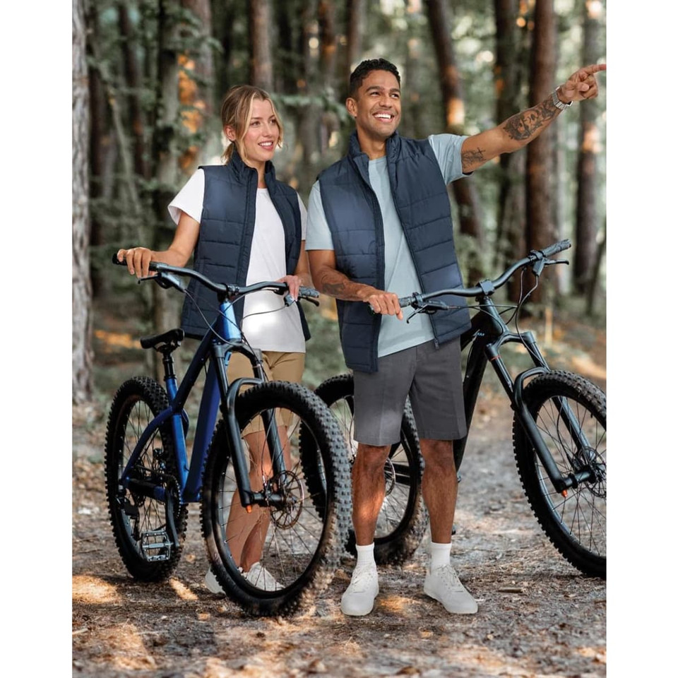 Men's Sustainable Insulated Puffer Vest (3D Cut)